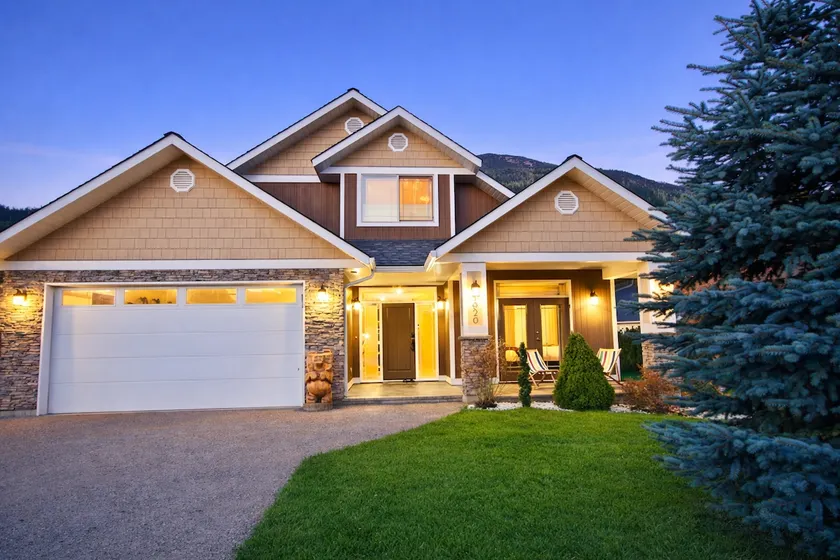 Top 1% - Massage Chairs, Barrel Sauna & HotTub - Image 1