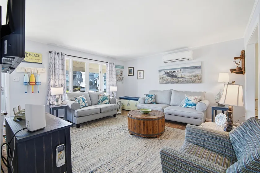 Sleeps 10 - Grill - Golf Weekend at the Shore - Image 1