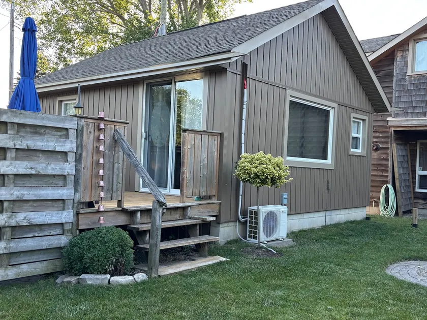 Post Point Cottage - Image 1