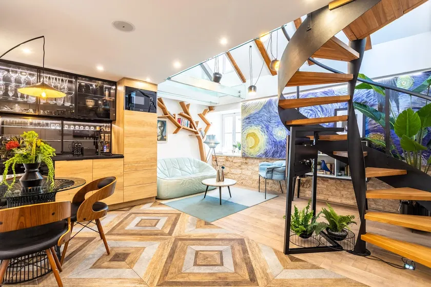 LUXURY CASTLE NO1 Loft Apartment with a Sauna - Image 1