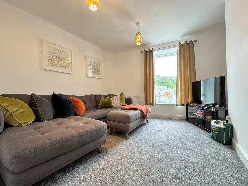 The Courtyard, 4 - Bed, Sleeps 6, Pets Welcome - Image 1