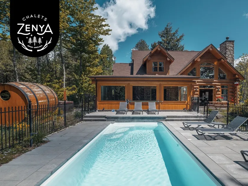 Chalet with Private Spa, Sauna & Outdoor Pool - Image 1