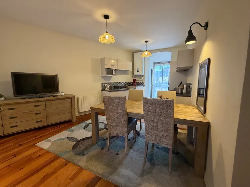 Apartment in the heart of Corte. - Image 1