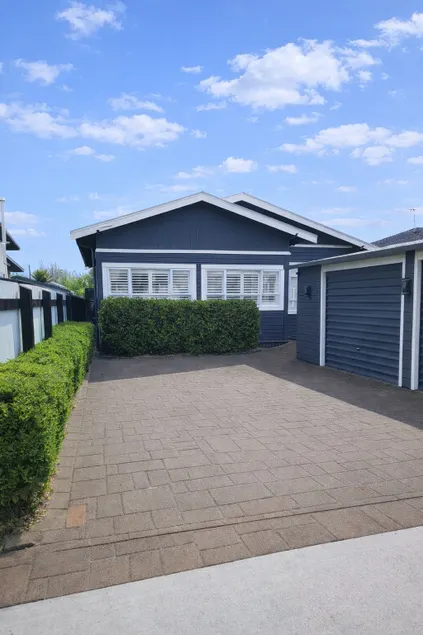 Warm and cosy and well equipped on McGrath - Image 1