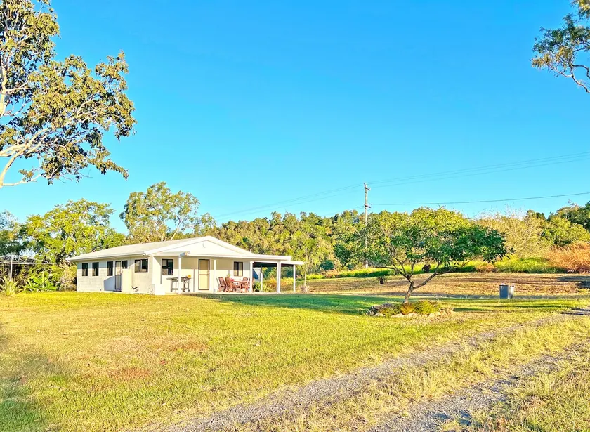 Mount Jukes Private Stay · 20 min to Mackay - Image 1