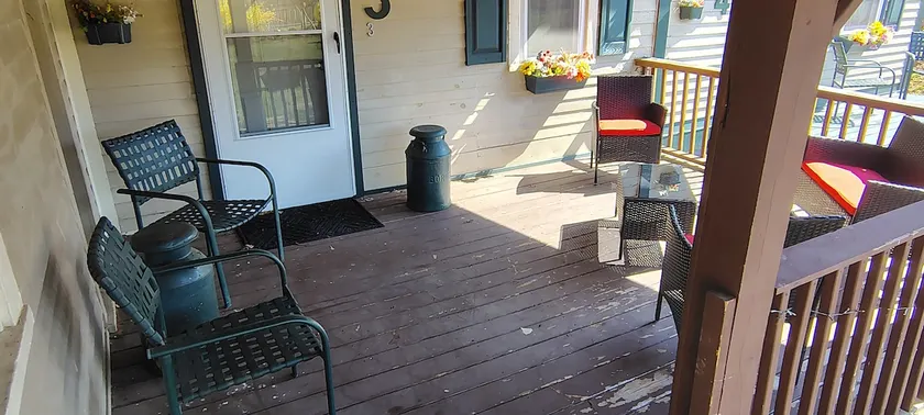 Catskill Getaway Suite - Image 1