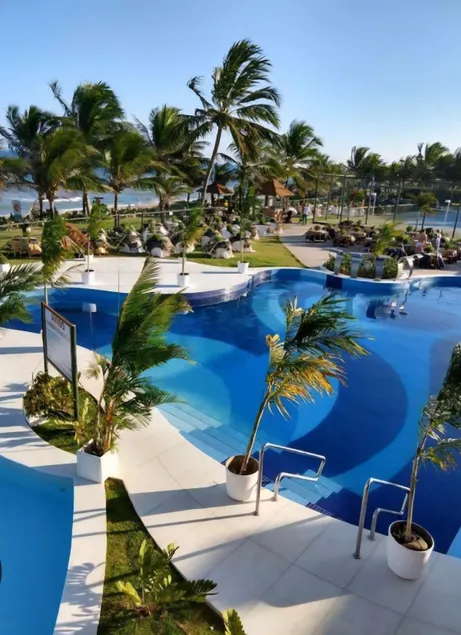 Cozy apartment in a beachfront condominium. - Image 1