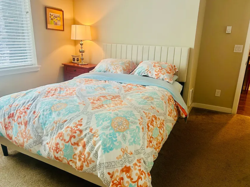 Snoqualmie apartment suite with private entrance - Image 1