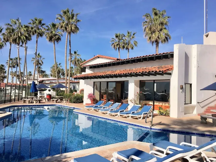 La Paloma Beach Club & Residences | Ocean Pool - Image 1