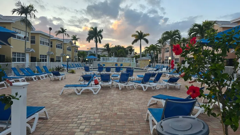 Barefoot Beach Resort Gateway in Indian Shores FL - Image 1