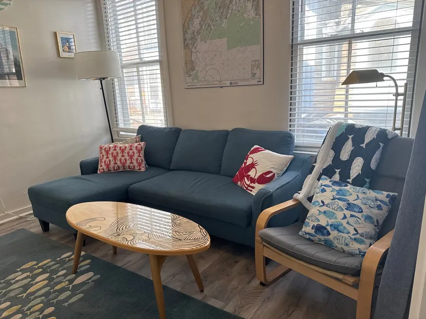 Quaint West End Flat, 1 bedroom, lots of character - Image 1