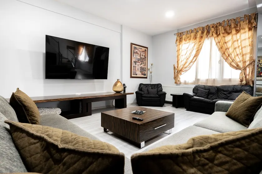 Super lux maisonette, 10 minutes from city center - Image 1