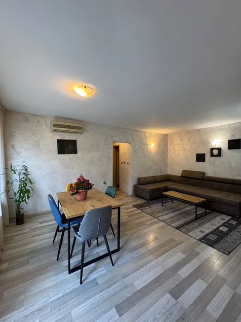 Parchevich 31 Center Apartment - 24h Self Check-in - Image 1