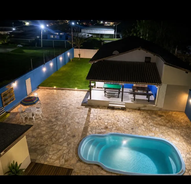 Spacious beachfront house in Saquarema, 100 steps from the sea - Image 1
