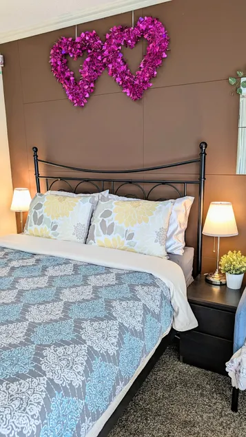 *Quiet & Private| 10 Min to the Airport| 5 Min to the Skytrain| AC - Image 1