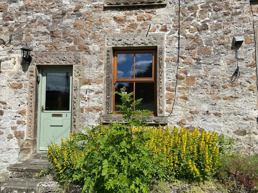 Peckerwood cottage, Ashford-in-the-water, Bakewell - Image 1