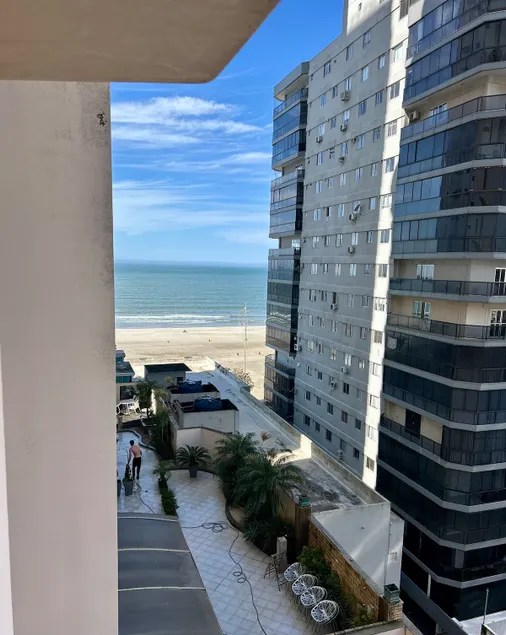 luxury 3-bedroom apartment with 24-hour doorman - Image 1