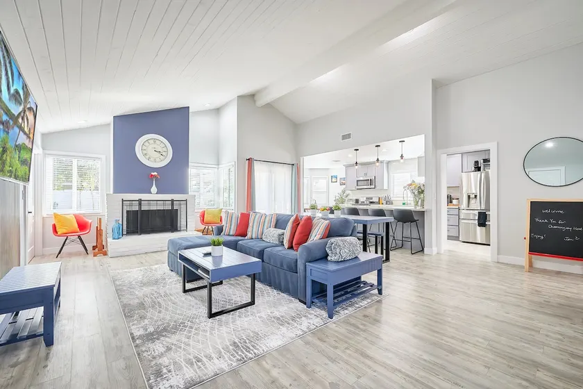 New. Modern. Clean 3B/3B ~ 2.5 mi to Newport Beach - Image 1