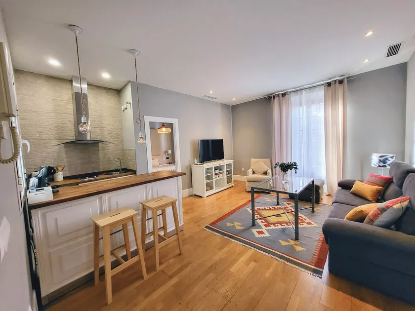 Apartment Alameda - Image 1