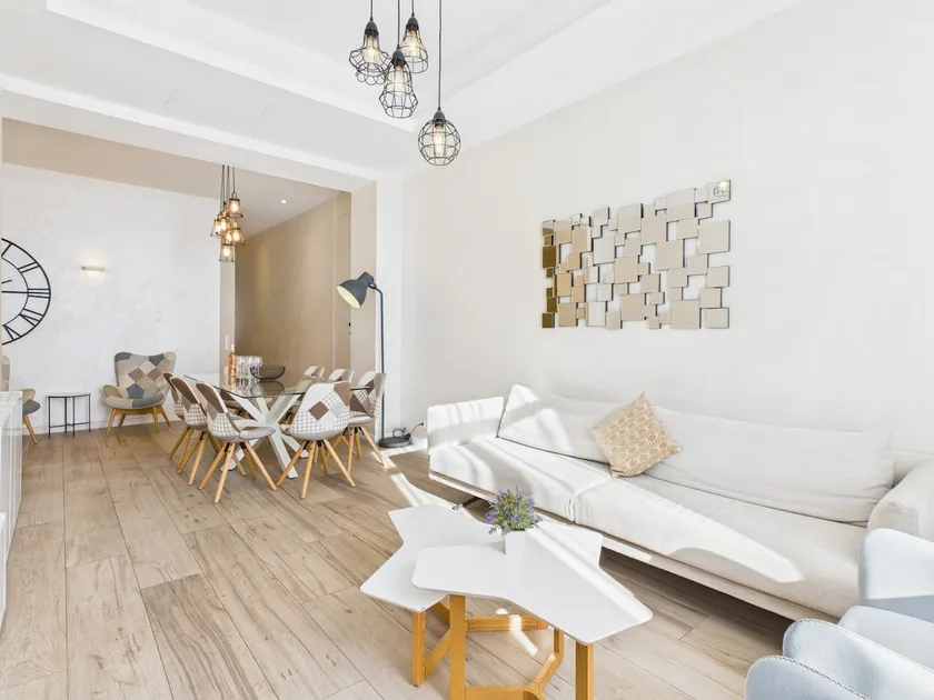 LRA - Spacious – Center – Beach & Promenade – AC - Image 1