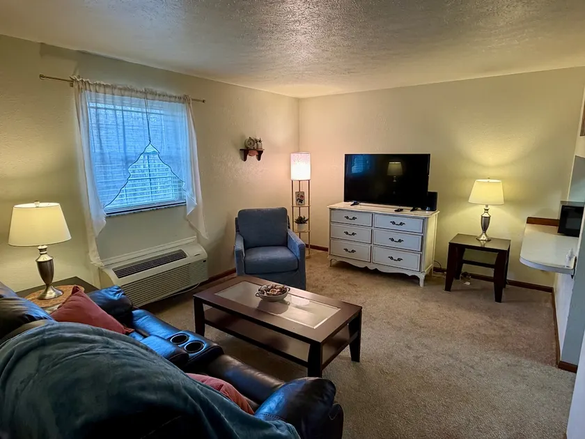Selah's Coal River Place (2428) - Image 1