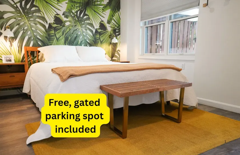Modern, spotless 1br for families or work - Image 1