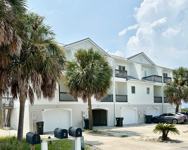 Perdido Key / Orange Beach / Gulf Shores Town Home - Image 1