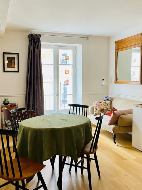 Elegant and cosy flat near Montmartre - Image 1