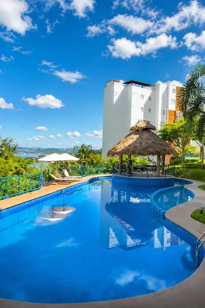 Depa a/jacuzzi pool access to the lake - Image 1