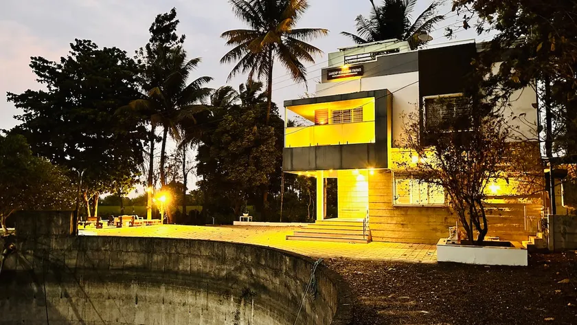 Sandip Kulkarni Homestay – Villa - Image 1