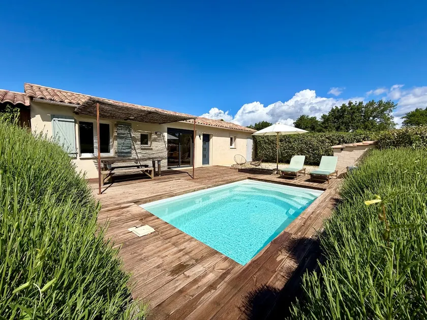 Villa with heated pool in the heart of the Luberon - Image 1