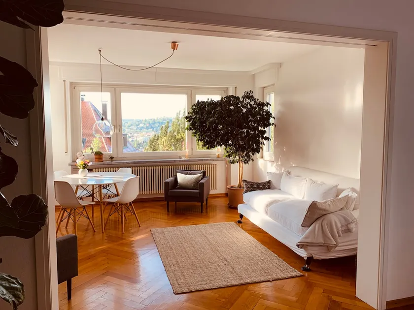 Sunny old building apartment in the west of Stuttgart - Image 1