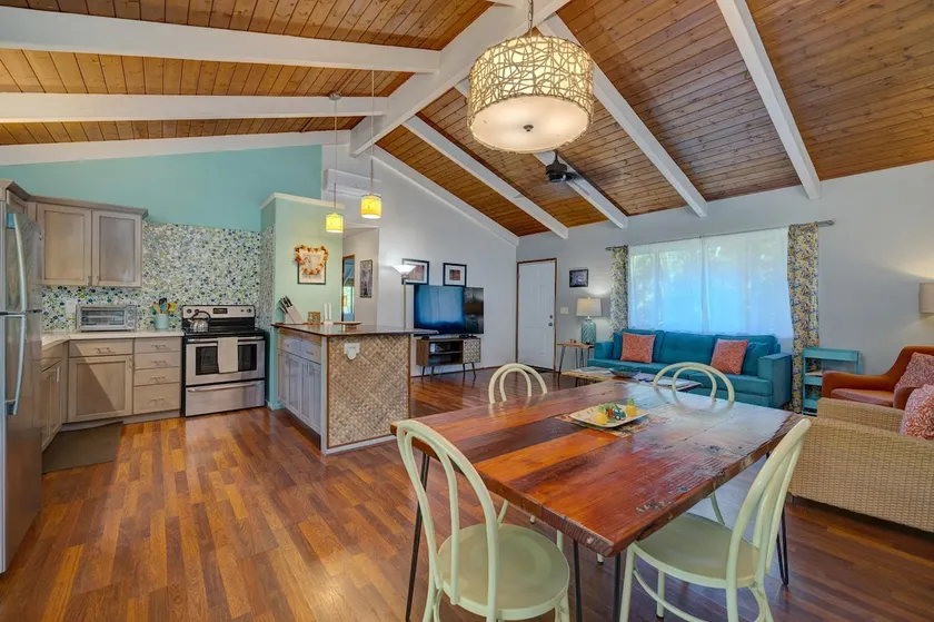 Beautifully Decorated and Remodeled in Hawaiian P - Image 1