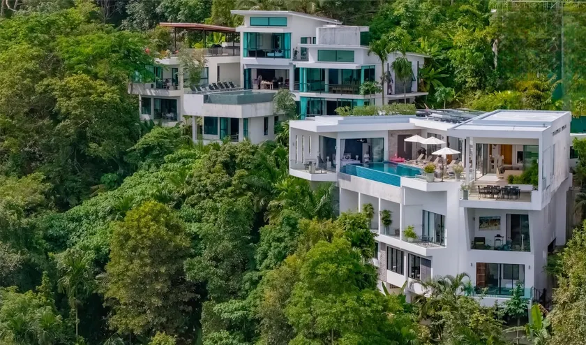 2 Villas, sleep 20-45, Chef, 2 pools, Cinema, Bar - Image 1