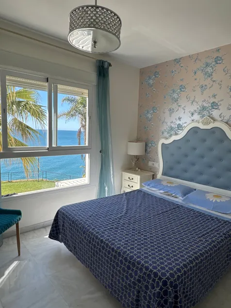 Luxury Apartments Beach - Image 1
