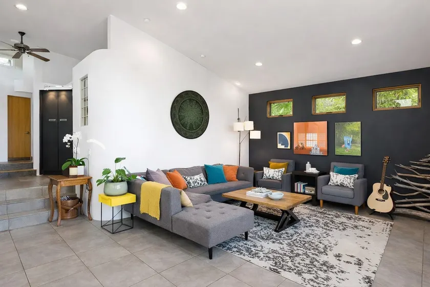 Non-Toxic, 3 King Beds, Chef's Kitchen, Walkable - Image 1