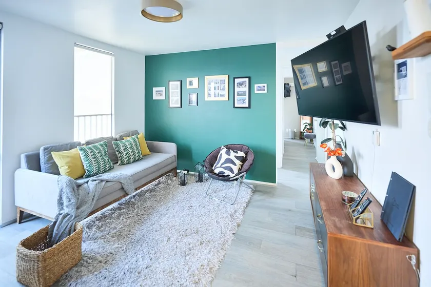 Studio 603 | Modern Style in La Raza - Image 1