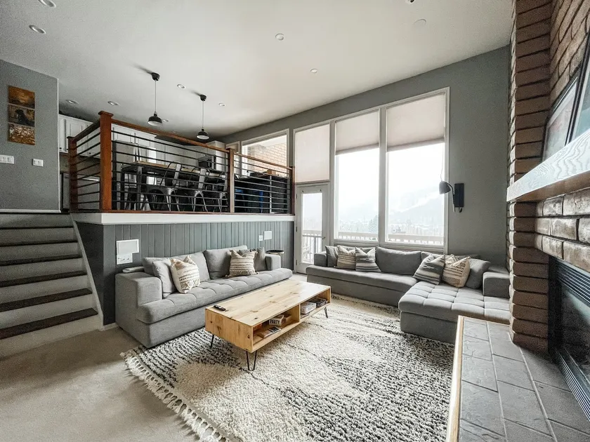 Sun-Soaked Views and Cozy Modern Comfort - Image 1