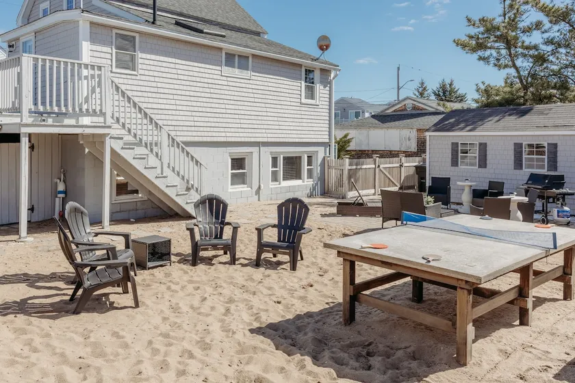 JackShack on Plum Island | Walk to Beach! - Image 1