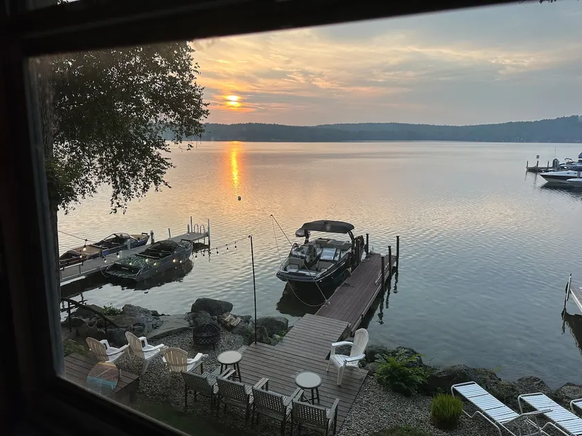 Lake Winni Waterfront Bungalow +Dock rental - Image 1