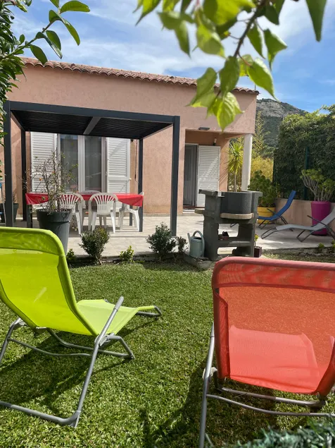 Charming 2 bedroom house in Calenzana - Image 1