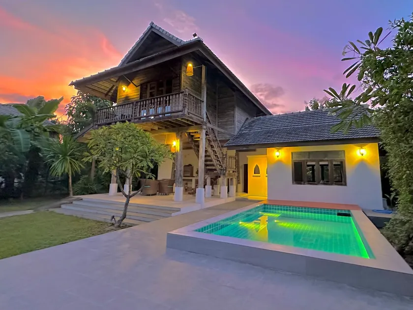 Lanna Old Barn Pool Villa - Image 1