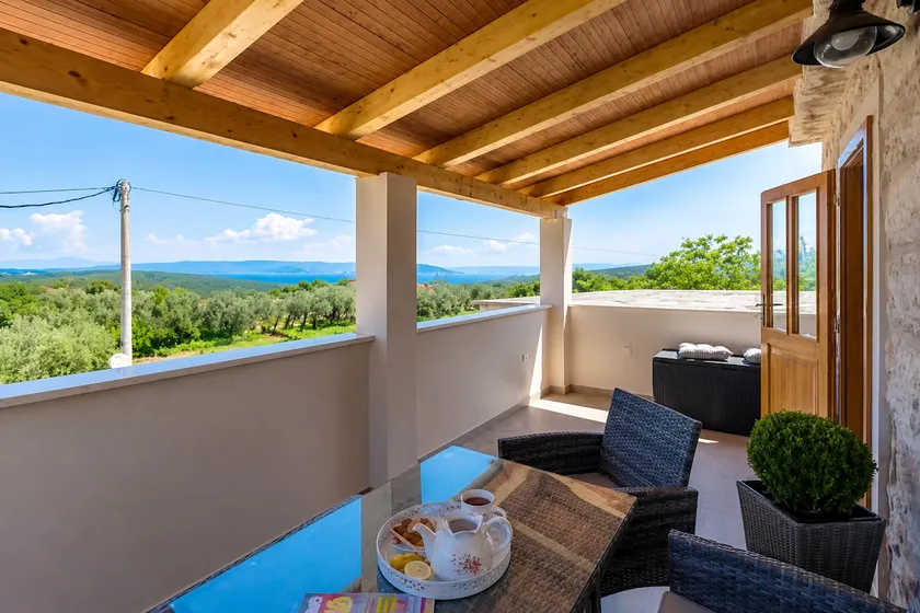 Aurora House Perfect vacation with a sea view - Image 1