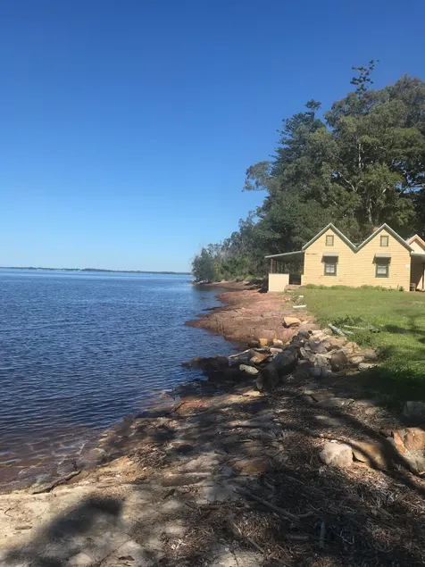 Waterfront Cottage - Port Stephens - Image 1
