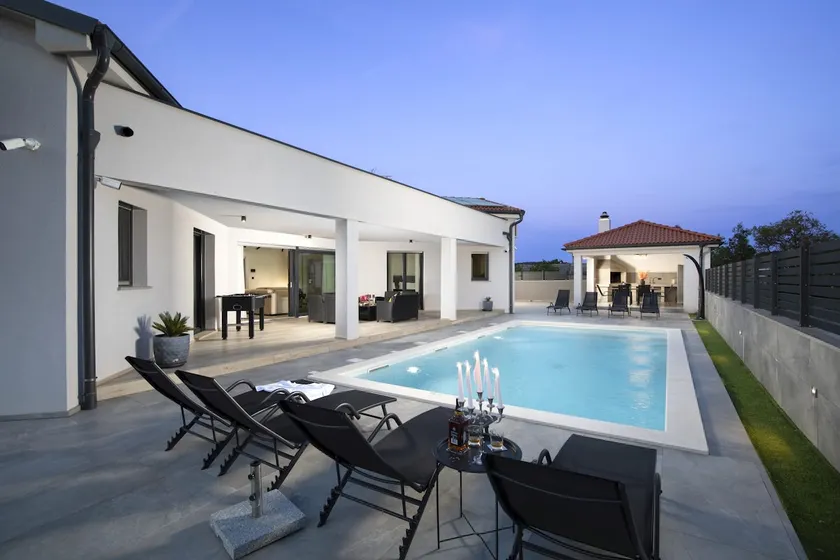 Villa Speranza with Illuminated Pool - Image 1