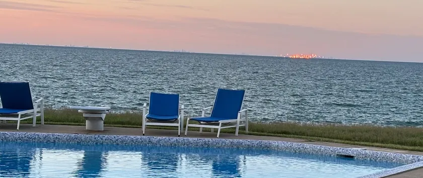 California Chic +Breathe +Unwind +Restore - Image 1