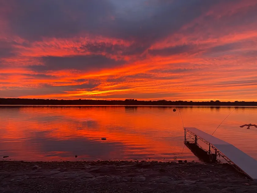 # 9 Isle View - Lake, Fishing, Sunsets, Beaches, Golfing, Biking, Relaxing - Image 1