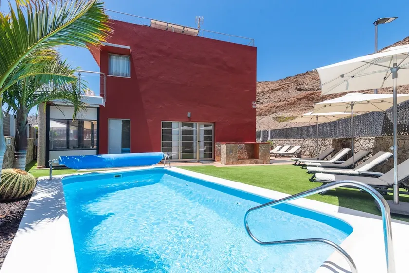 Villa del Sur - Luxury with heated pool and BBQ - Image 1