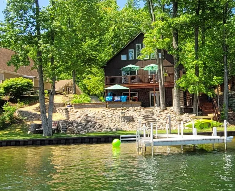 Owl & Anchor Cottage Inn - Lake Front Retreat! - Image 1