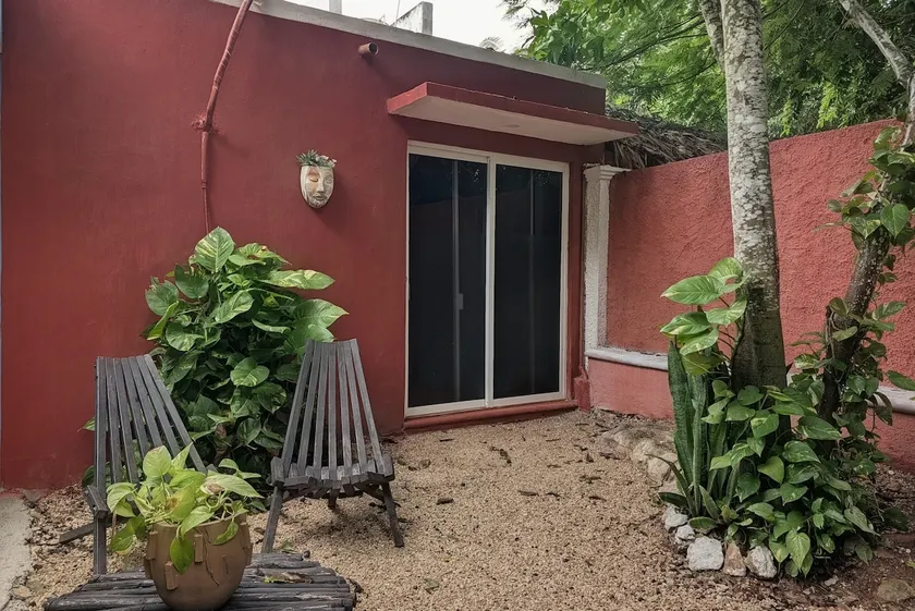 Casa Iguana · Pool and garden · Ruta Puuc - Image 1